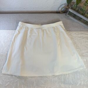 Tail‎ Women’s Tennis / Pickle Ball Skirt. Size Small. White.